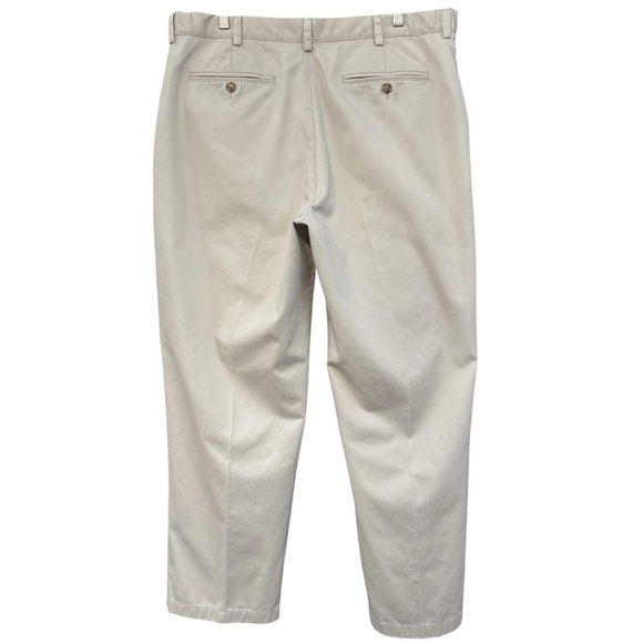 LL Bean Men’s Comfort Waist Beige Chino Pants Size 38x30 - Picture 2 of 5